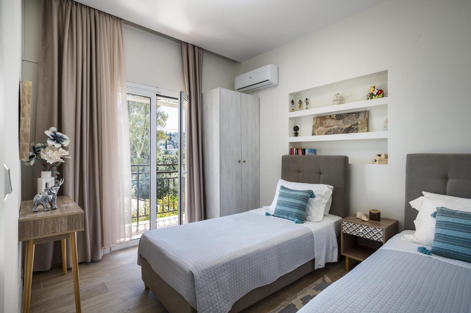 Pool Apartments, Elena & Maria By Konnect Appartement Ýpsos