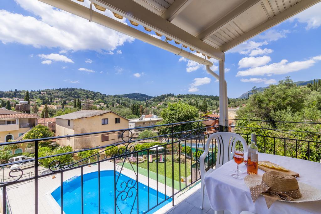 Pool Apartments, Elena & Maria By Konnect Appartement